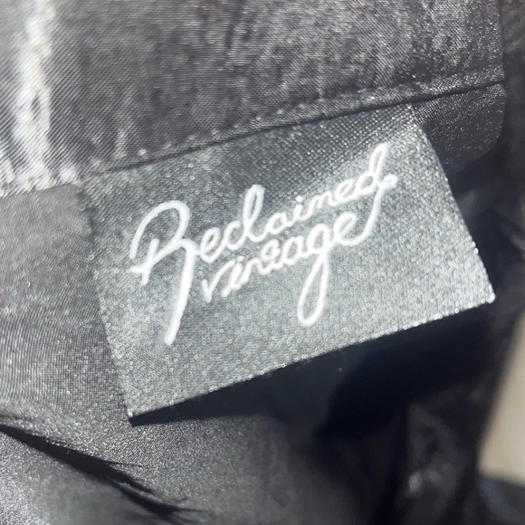 Reclaimed vintage lace up satin blouse - Picture 2 of 3